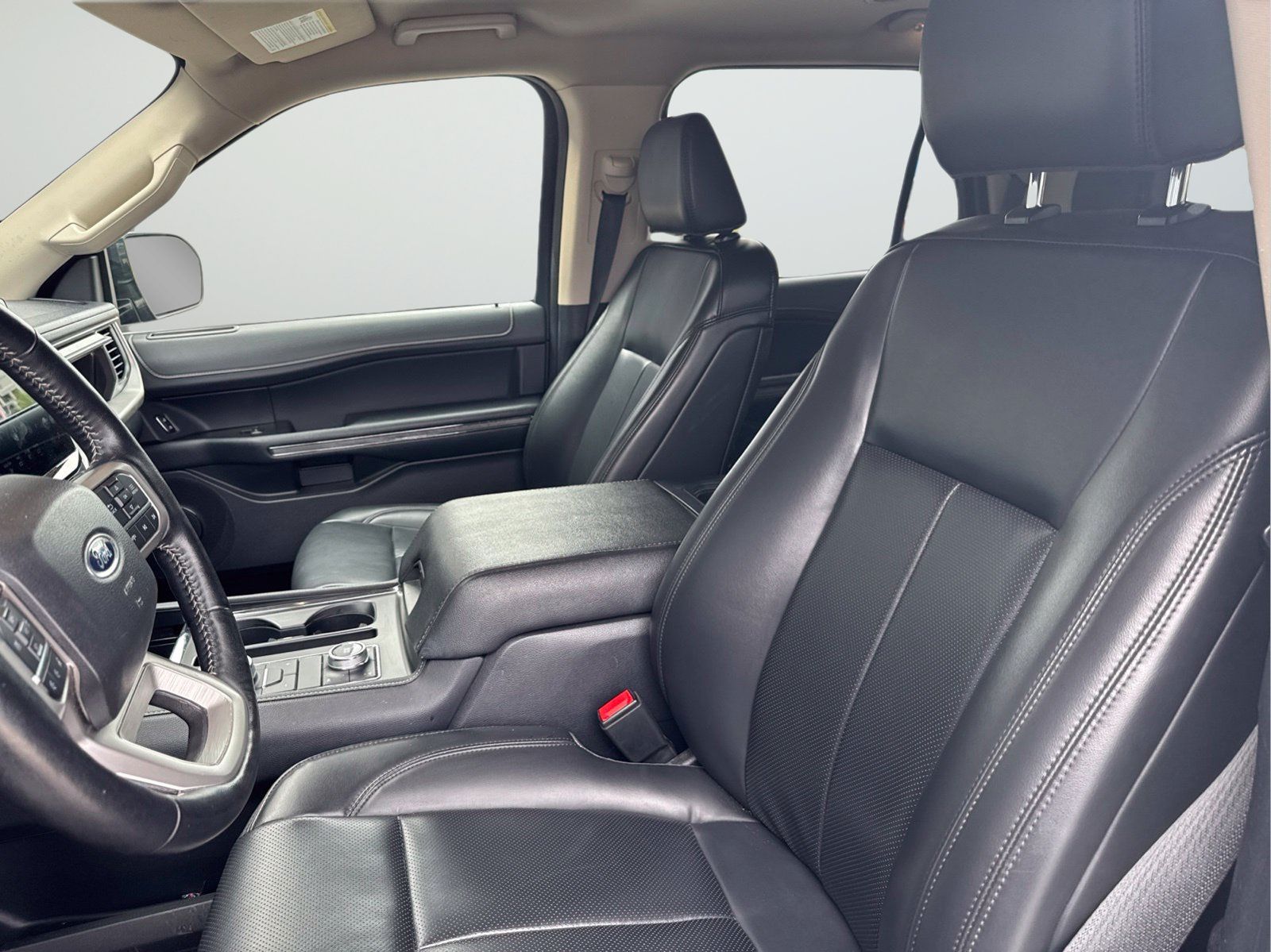 Used 2024 Ford Expedition Max XLT AWD/4WD image 9