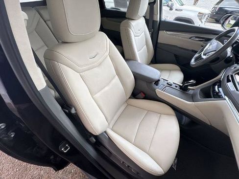 Certified 2021 Cadillac XT5 Premium Luxury FWD image 29