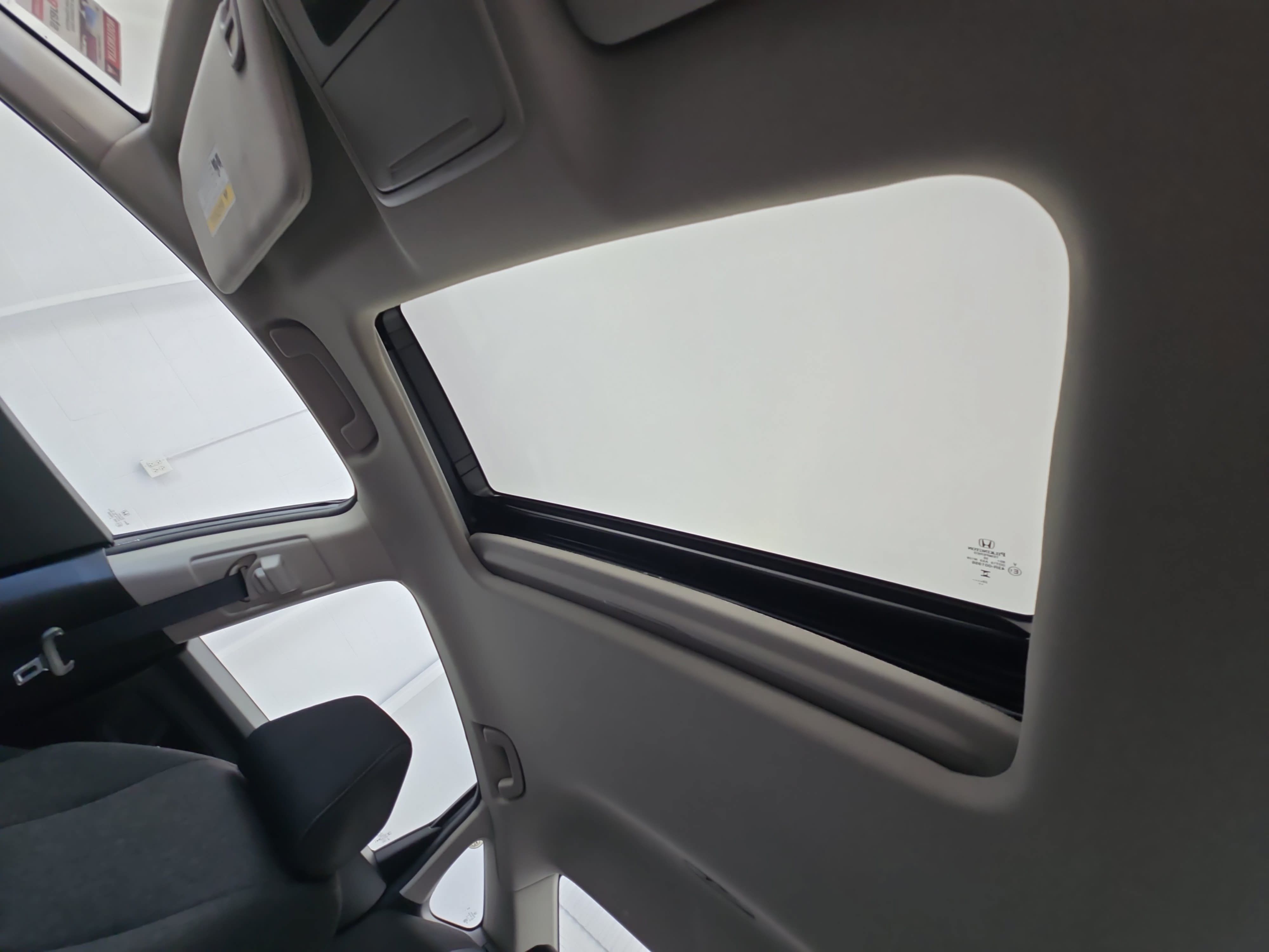 Certified 2024 Honda Accord EX image 27