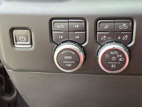 Used 2022 GMC Sierra 1500 Denali w/ Denali Reserve Package image 21