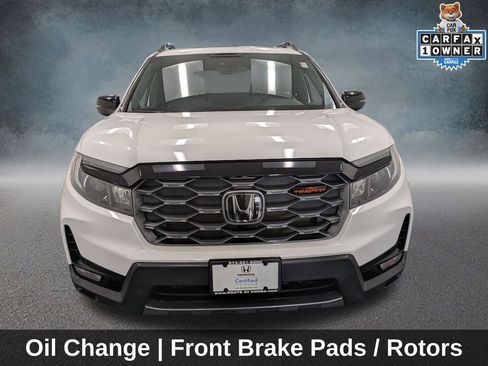 Used 2023 Honda Passport TrailSport image 2
