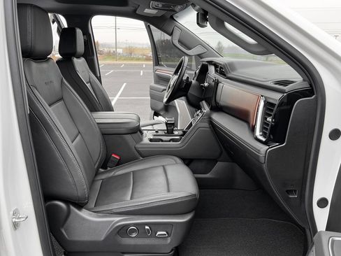 Used 2025 GMC Sierra 1500 Denali image 21