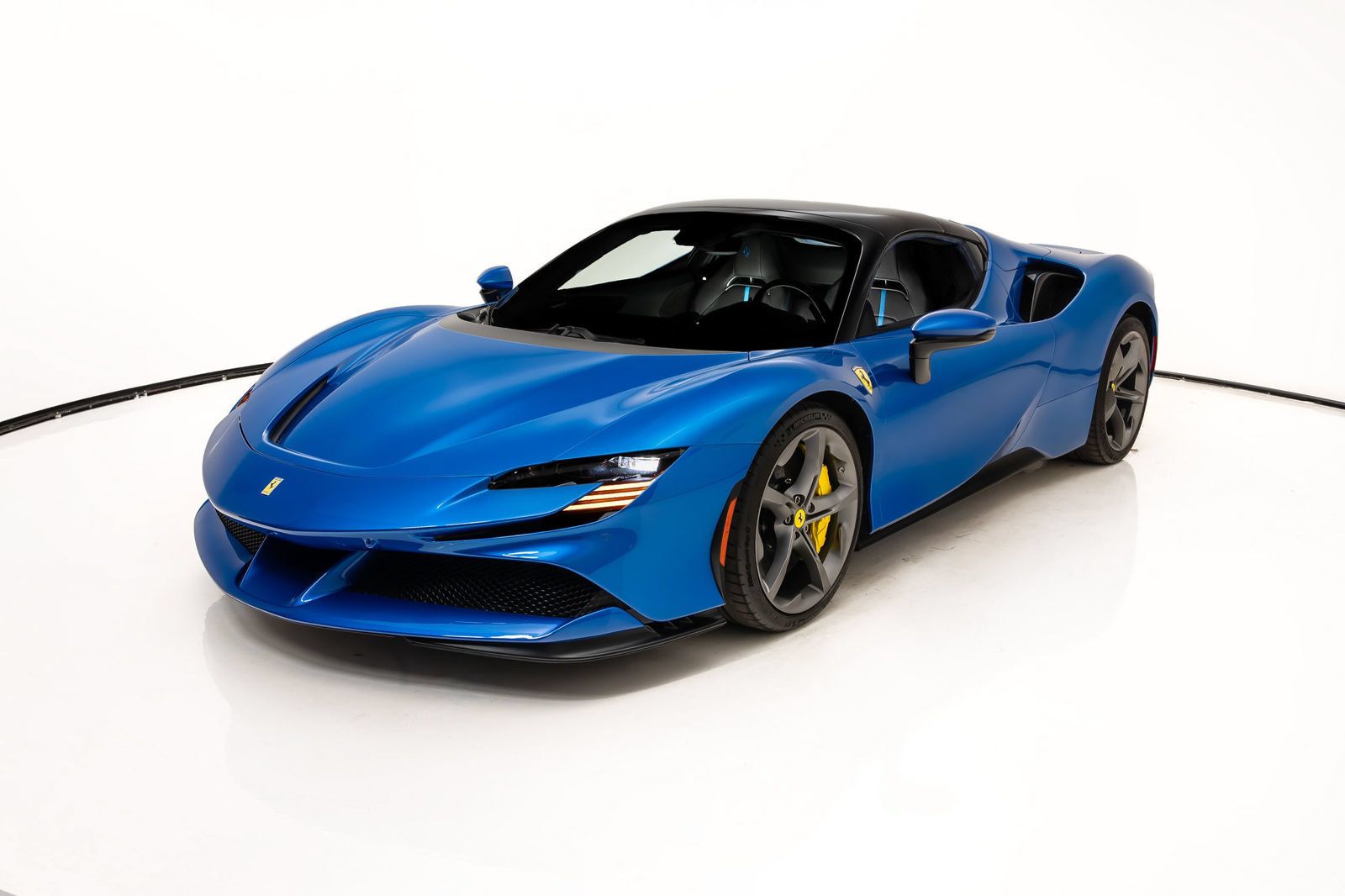 Certified 2023 Ferrari SF90 Spider AWD/4WD image 27