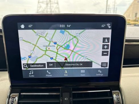 Used 2019 Lincoln Navigator Reserve AWD/4WD image 13