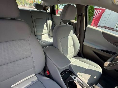 Used 2023 Chevrolet Malibu LS FWD image 28