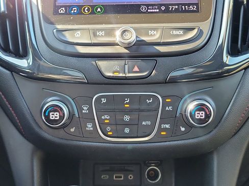 Used 2022 Chevrolet Equinox RS w/ RS Leather Package image 33