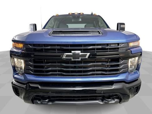 New 2026 Chevrolet Silverado 2500 Custom w/ Custom Value Package AWD/4WD image 3