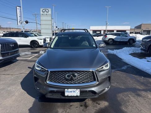 Certified 2022 INFINITI QX50 Essential image 2