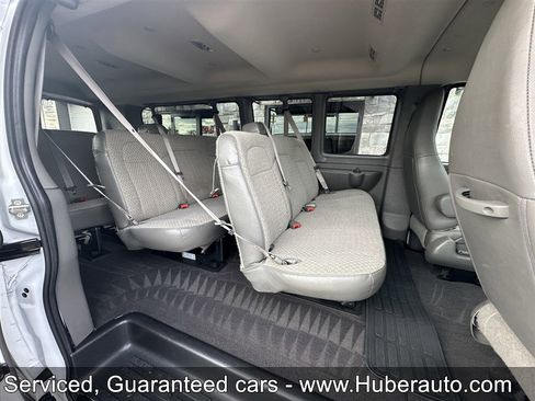 Used 2023 Chevrolet Express 3500 LT w/ LT Preferred Equipment Group image 10