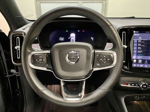 Used 2023 Volvo XC40 Recharge Plus AWD/4WD image 21