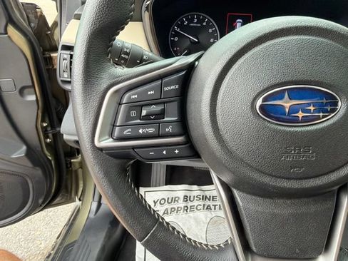 Used 2024 Subaru Outback Premium AWD/4WD image 19