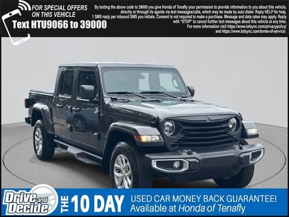 Used 2023 Jeep Gladiator Sport