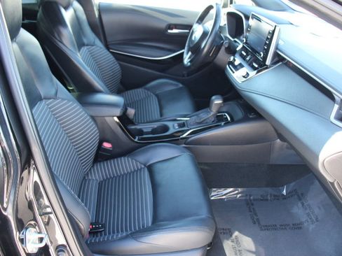 Certified 2021 Toyota Corolla XSE image 19