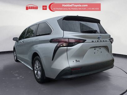 Used 2023 Toyota Sienna XLE