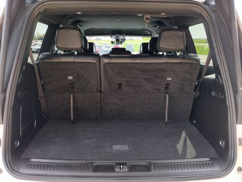 Used 2023 Jeep Wagoneer Series II AWD/4WD image 9