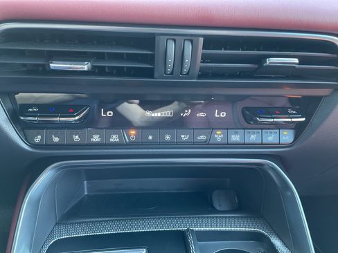 Used 2025 MAZDA CX-70 3.3 Turbo S w/ Premium Package image 19