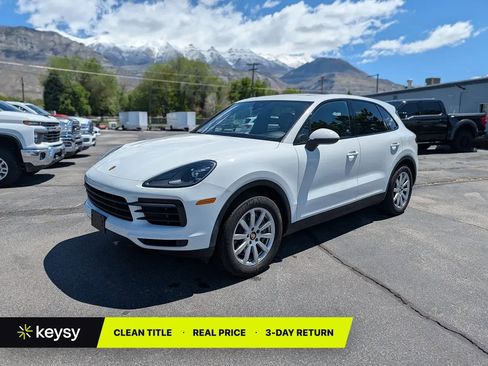 Used 2021 Porsche Cayenne AWD/4WD image 1
