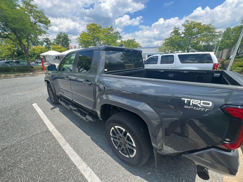 Used 2024 Toyota Tacoma 4x4 Double Cab image 20