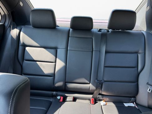 Used 2016 Mercedes-Benz E 350 Sedan image 15