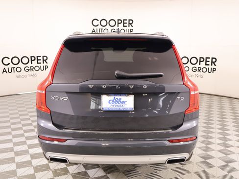 Used 2021 Volvo XC90 T5 Momentum w/ Advanced Package image 24