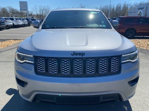 Used 2020 Jeep Grand Cherokee Altitude image 8