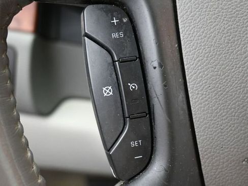 Used 2008 Chevrolet Suburban LTZ w/ LTZ Preferred Equipment Group AWD/4WD image 17