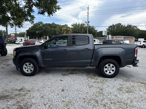 Used 2017 GMC Canyon 2WD Crew Cab w/ Convenience Package image 2