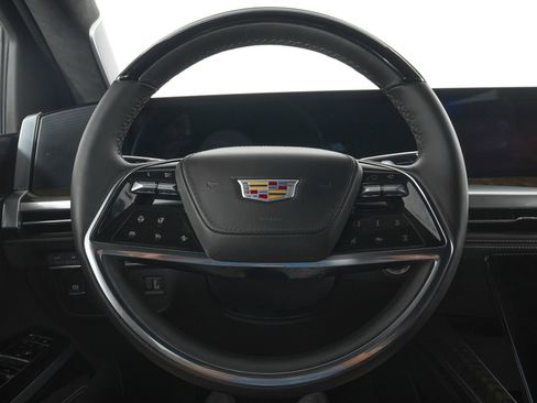Used 2026 Cadillac Escalade Platinum Sport w/ LPO, ONYX Package AWD/4WD image 20