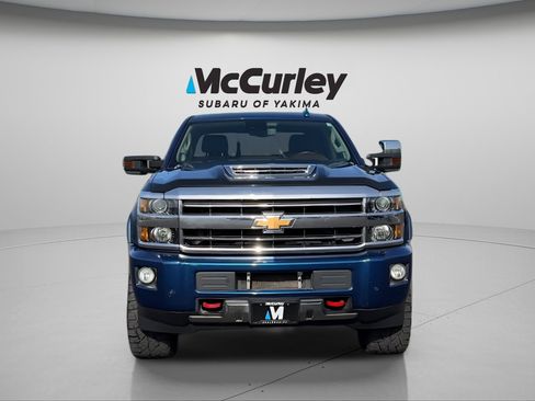 Used 2019 Chevrolet Silverado 3500 High Country AWD/4WD image 9