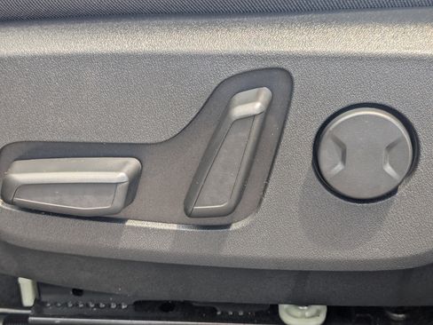 Certified 2023 Kia Niro Wind w/ Wind Preserve Package FWD image 24