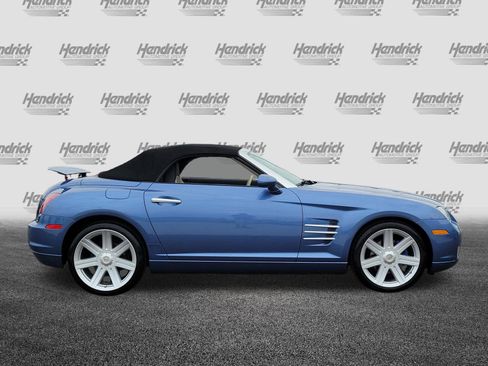 Used 2005 Chrysler Crossfire Limited RWD image 8