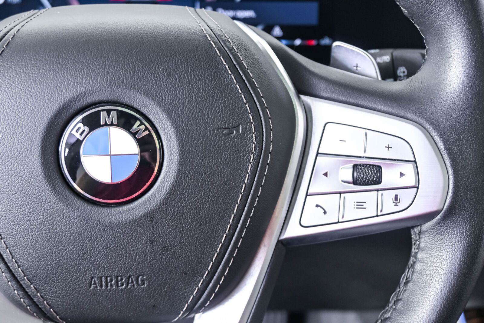 Used 2026 BMW X7 xDrive40i AWD/4WD image 12