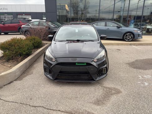 Used 2017 Ford Focus RS image 1