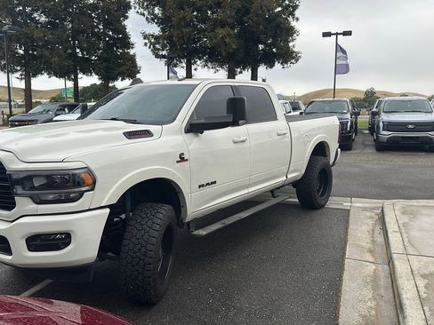 Used 2022 RAM 2500 Laramie w/ Night Edition AWD/4WD image 1