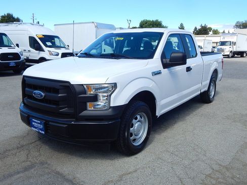 Used 2017 Ford F150 XL w/ XL Power Equipment Group RWD image 1