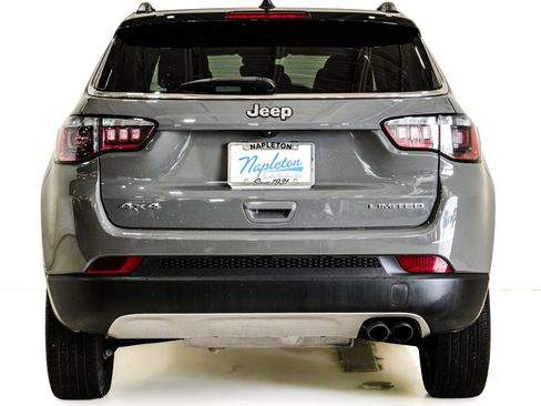 Used 2022 Jeep Compass Limited w/ Sun and Sound Group AWD/4WD image 8