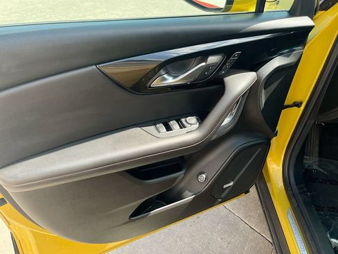 Used 2022 Chevrolet Blazer RS w/ Enhanced Convenience Package AWD/4WD image 18