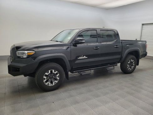 Used 2021 Toyota Tacoma TRD Off-Road w/ Technology Package AWD/4WD image 2