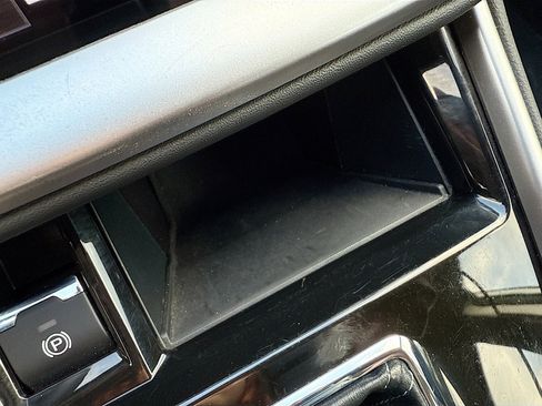 Used 2023 Subaru Legacy Premium image 30