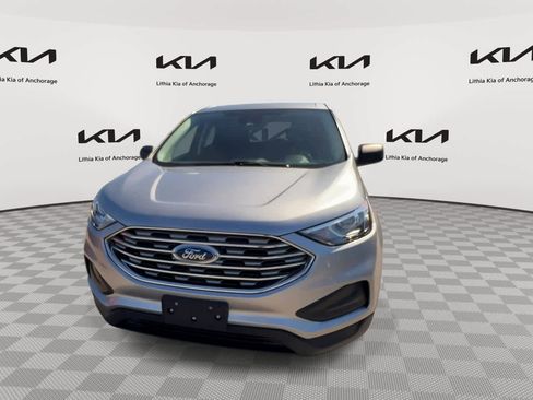 Used 2022 Ford Edge SE AWD/4WD image 3