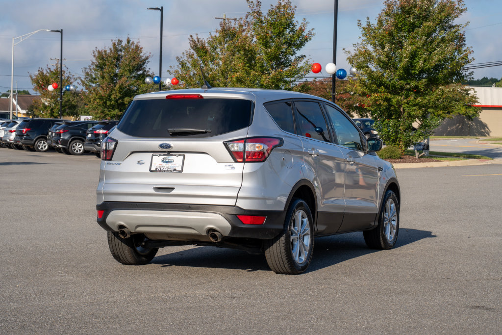 Used 2018 Ford Escape SEL AWD/4WD image 7