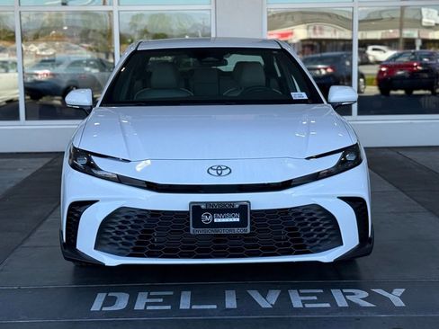 New 2026 Toyota Camry SE image 4