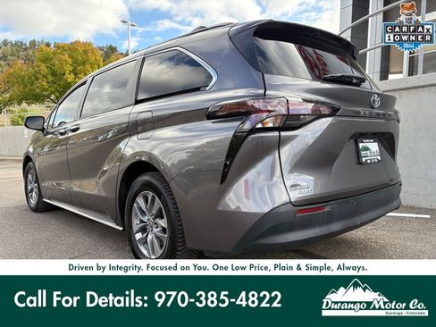 Used 2023 Toyota Sienna XLE AWD/4WD image 5