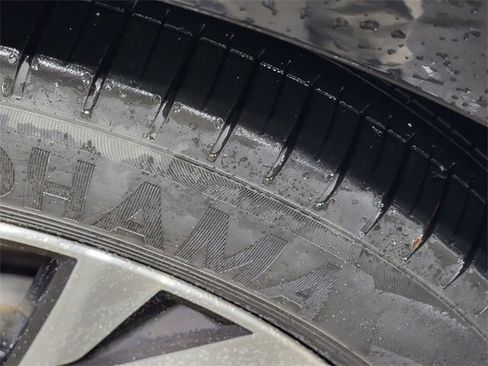 Used 2020 Subaru Legacy Premium w/ Popular Package #1 image 11