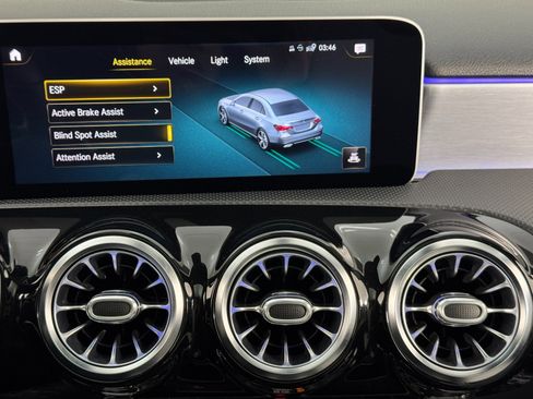 Used 2019 Mercedes-Benz A 220 A 220 w/ AMG Line image 28