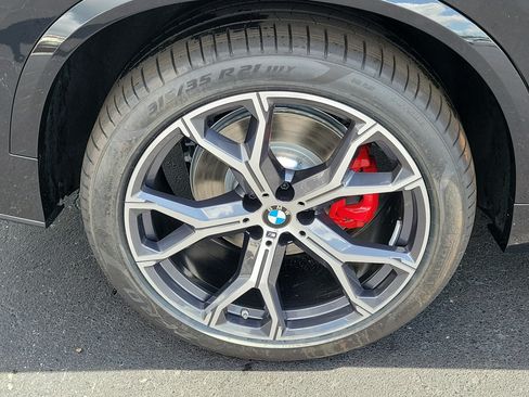 New 2026 BMW X5 sDrive40i w/ M Sport Package RWD image 5