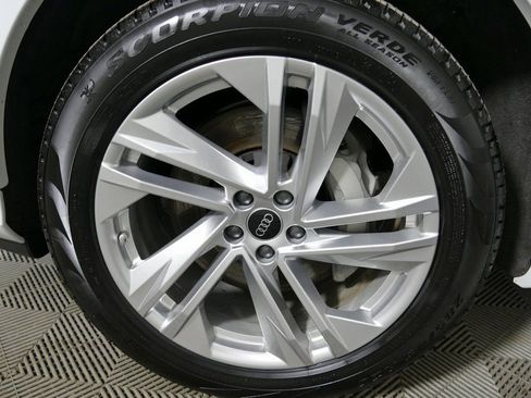 Used 2023 Audi Q7 2.0T Premium Plus w/ Premium Plus Package image 9