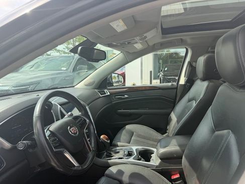 Used 2016 Cadillac SRX Luxury AWD/4WD image 9