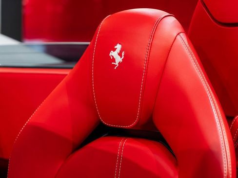 Certified 2023 Ferrari F8 Tributo image 6