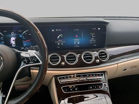 Certified 2022 Mercedes-Benz E 350 Sedan image 7